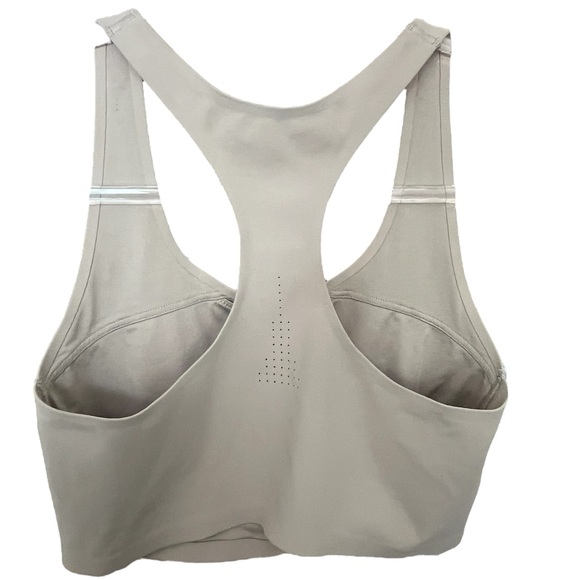 Uniqlo Wireless Bra (Active, Square Neck) in Natural - Size S - Picture 2 of 4